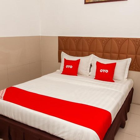 Oyo 89851 Leila Hotel SDK Kültér fotó