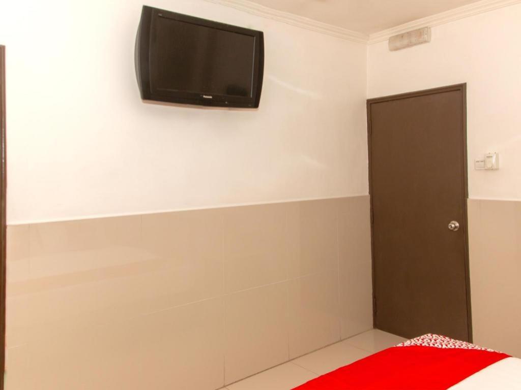 Oyo 89851 Leila Hotel SDK Kültér fotó