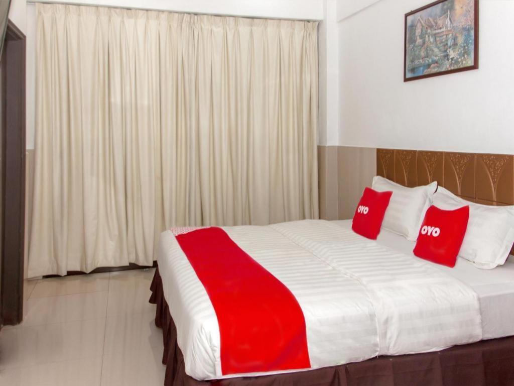 Oyo 89851 Leila Hotel SDK Kültér fotó