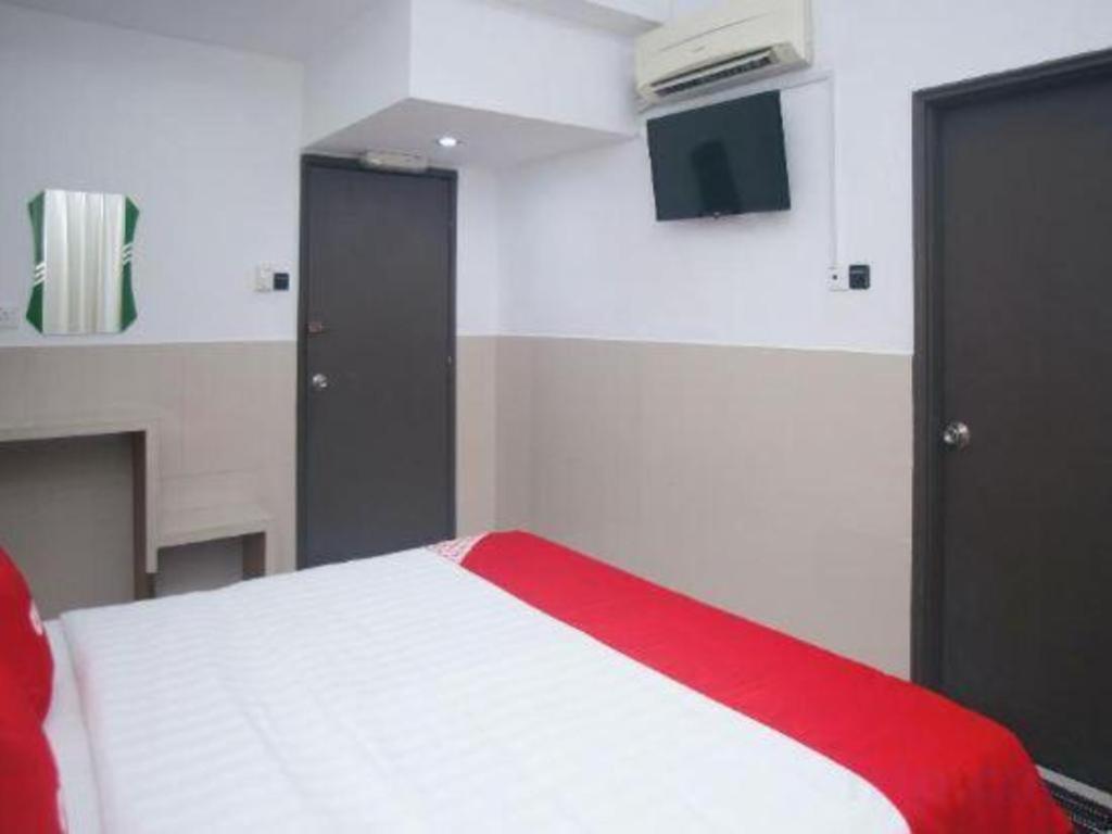Oyo 89851 Leila Hotel SDK Kültér fotó
