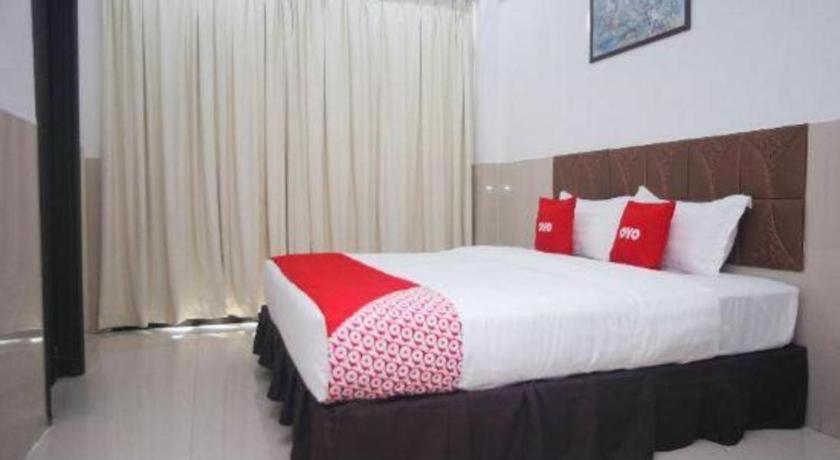 Oyo 89851 Leila Hotel SDK Kültér fotó
