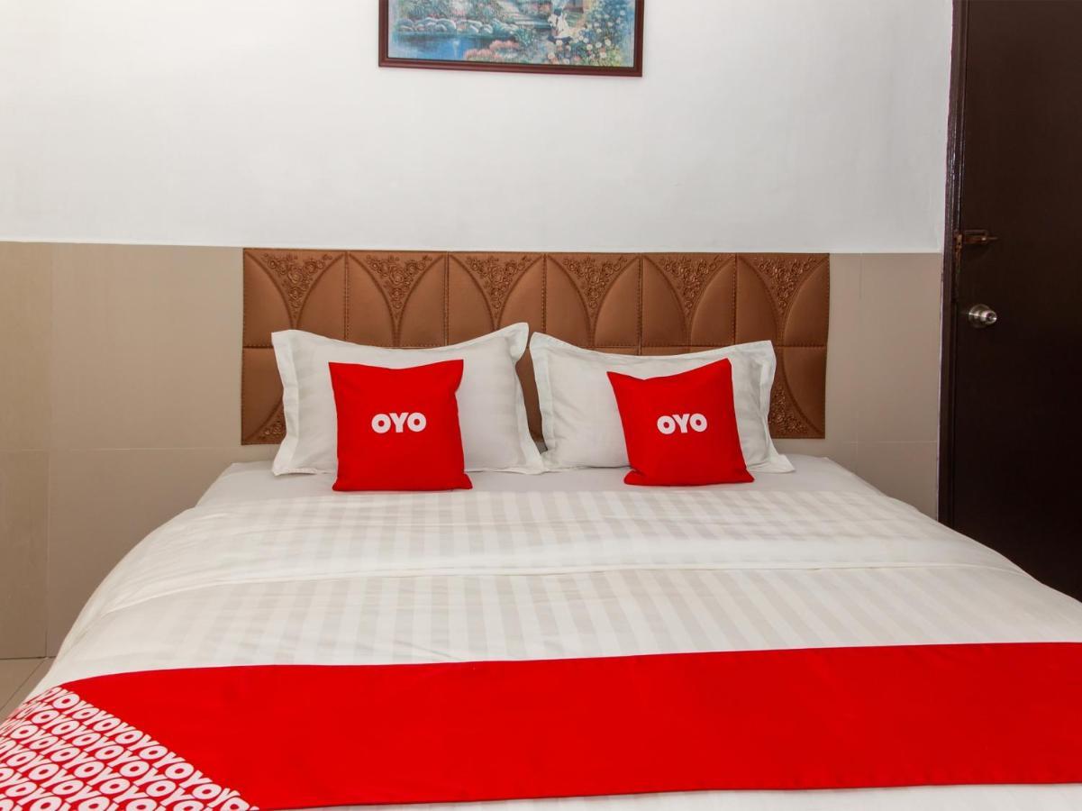 Oyo 89851 Leila Hotel SDK Kültér fotó