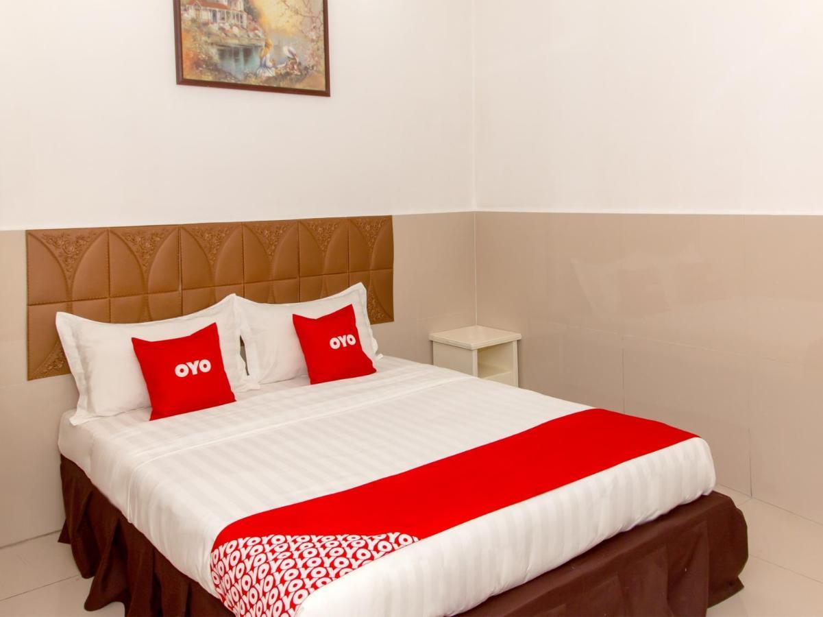 Oyo 89851 Leila Hotel SDK Kültér fotó